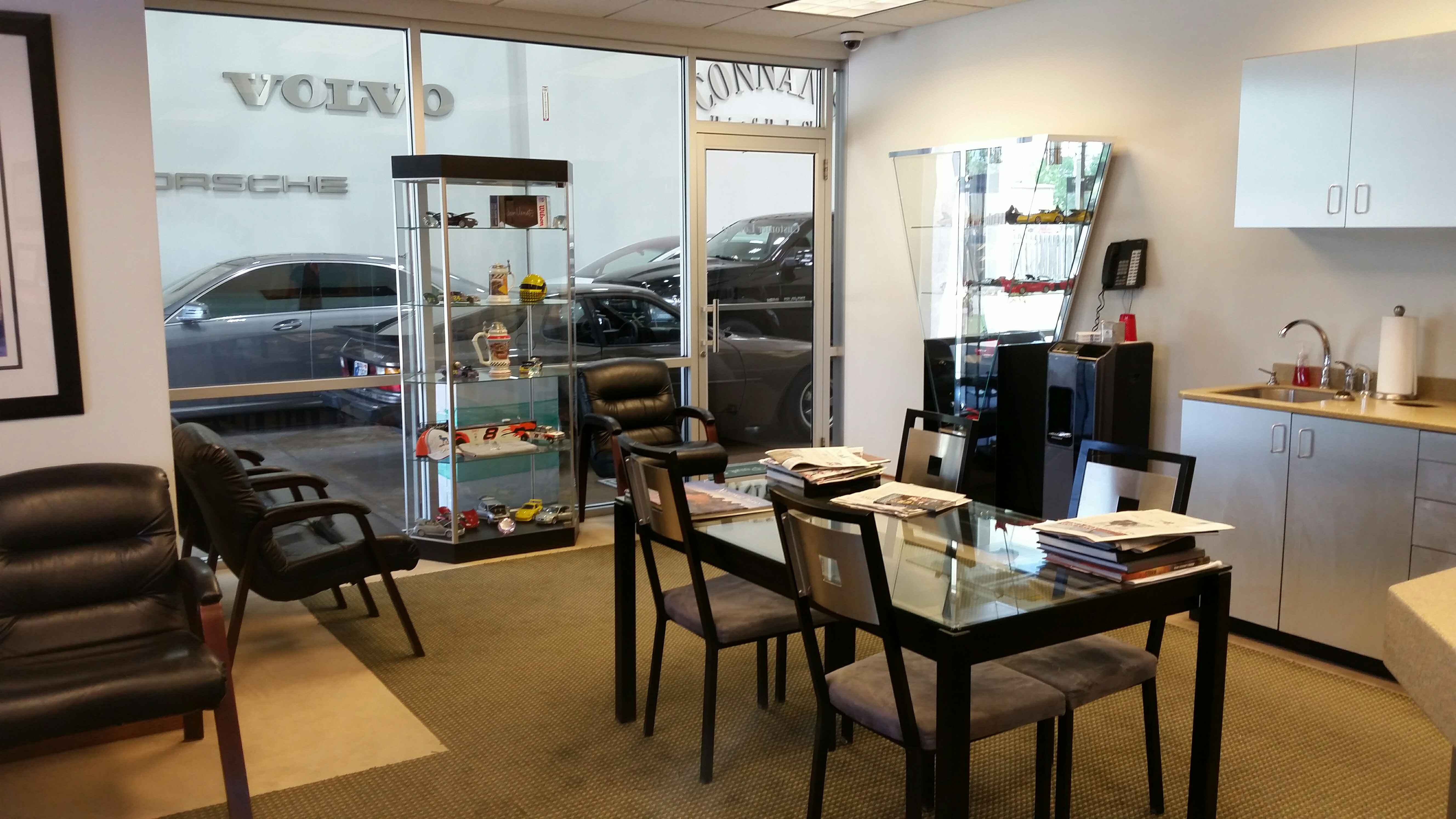 Connans Body Shop gallery 2