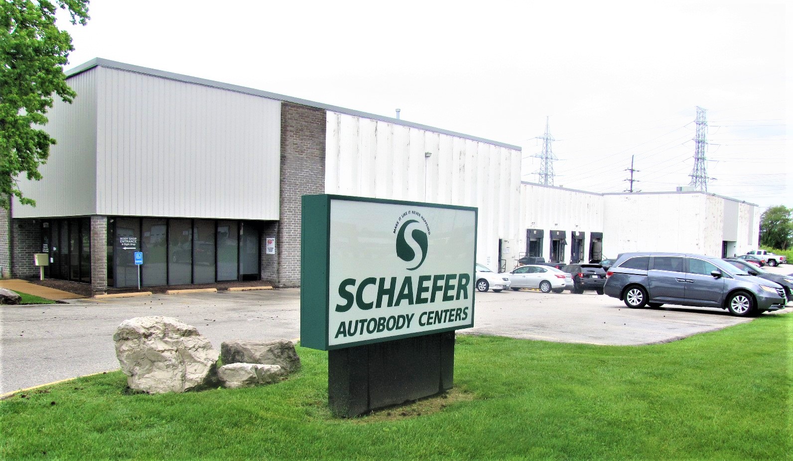 Schaefer Autobody Centers - Creve Coeur gallery 1