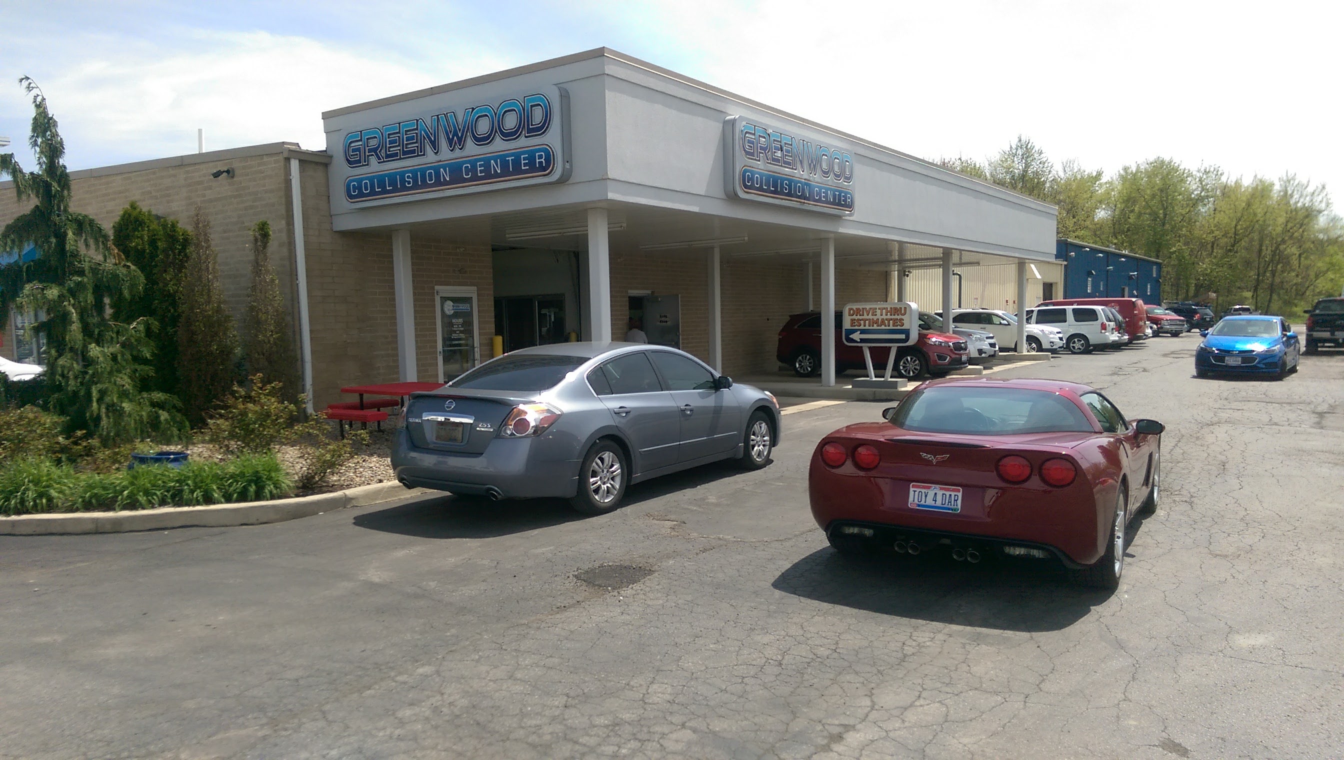 Greenwood Collision Center gallery 1