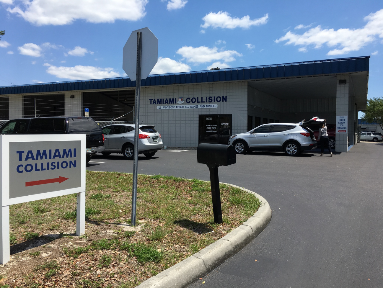 Tamiami Collision Center gallery 2