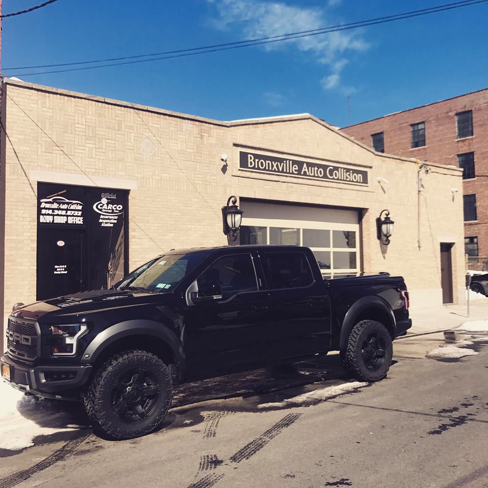Bronxville Auto Collision gallery 6