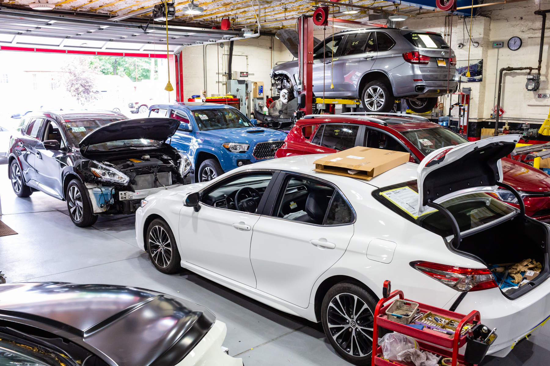 Sonny's Collision Specialist Inc gallery 3