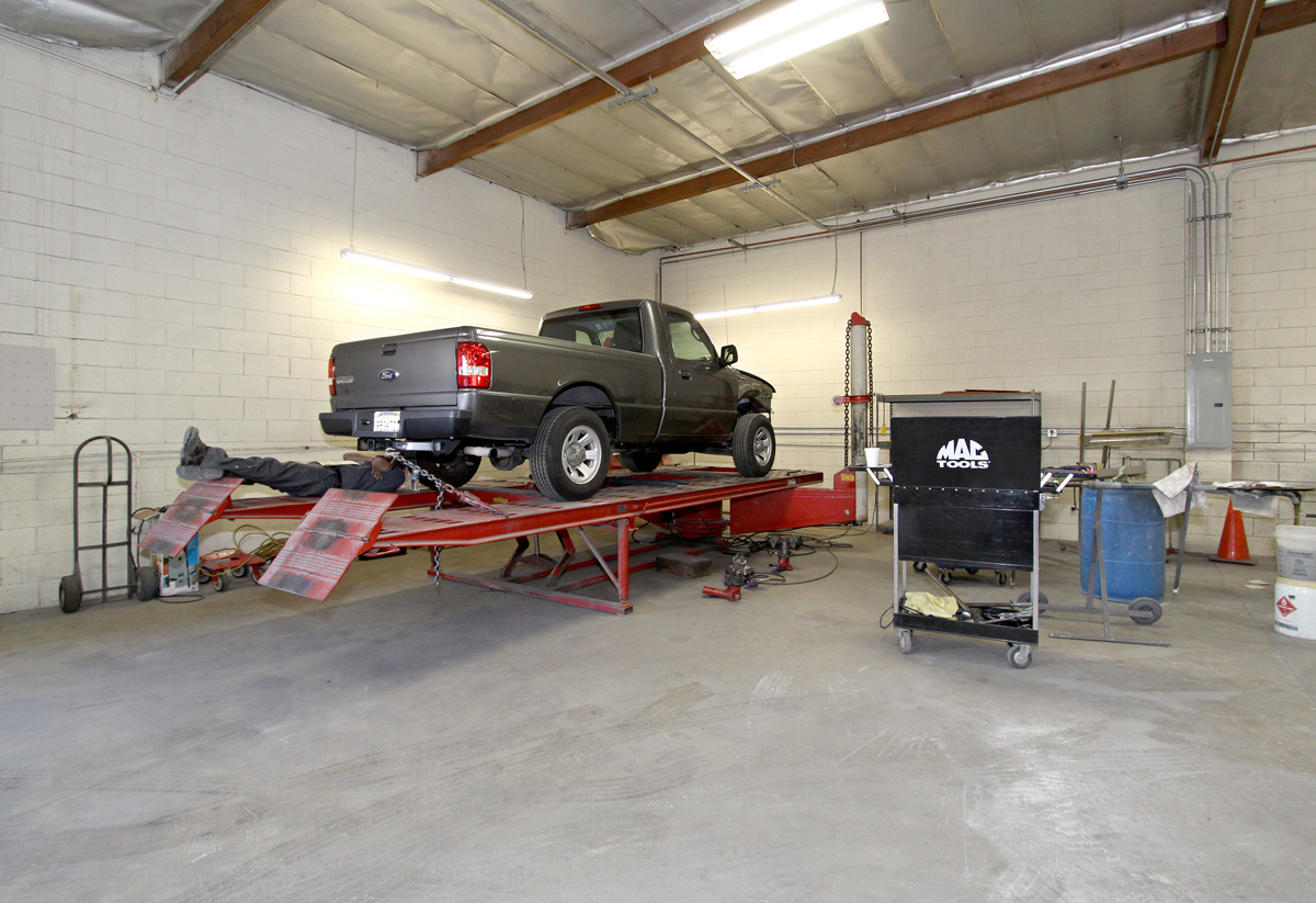 Seidner's Collision Centers - La Puente gallery 5