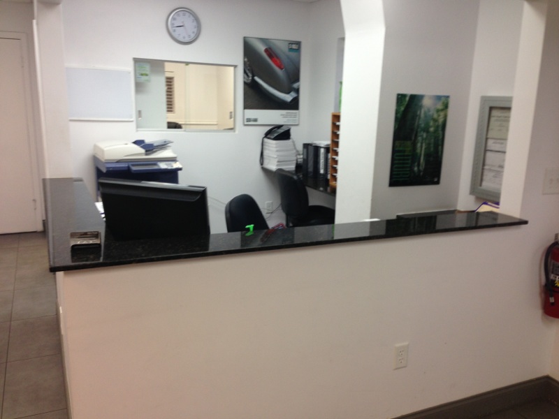 Infiniti of Coconut Creek Collision Center gallery 2