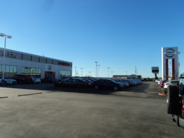 Twin City Motor Collision Center gallery 1