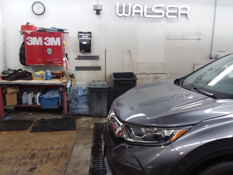 Walser Collision & Glass - Bloomington gallery 4