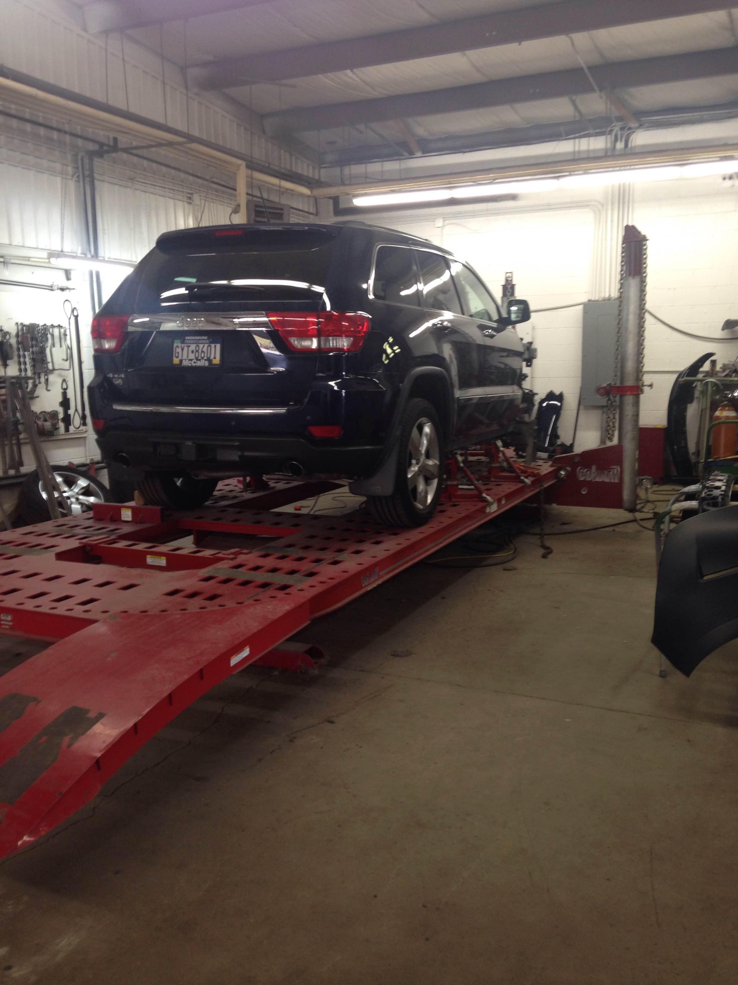 Laurel Collision Center gallery 4