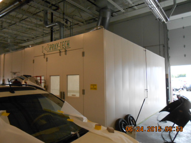 Machens Body & Paint Center gallery 3