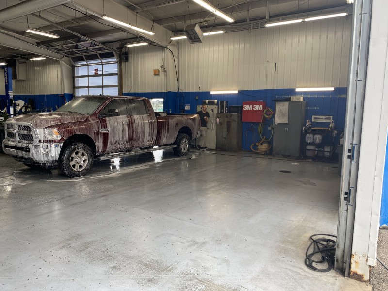 Jeff Wyler Eastgate Body Shop gallery 4