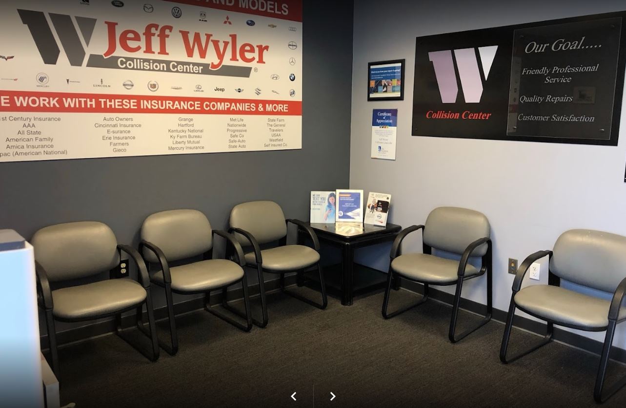 Jeff Wyler Eastgate Body Shop gallery 5