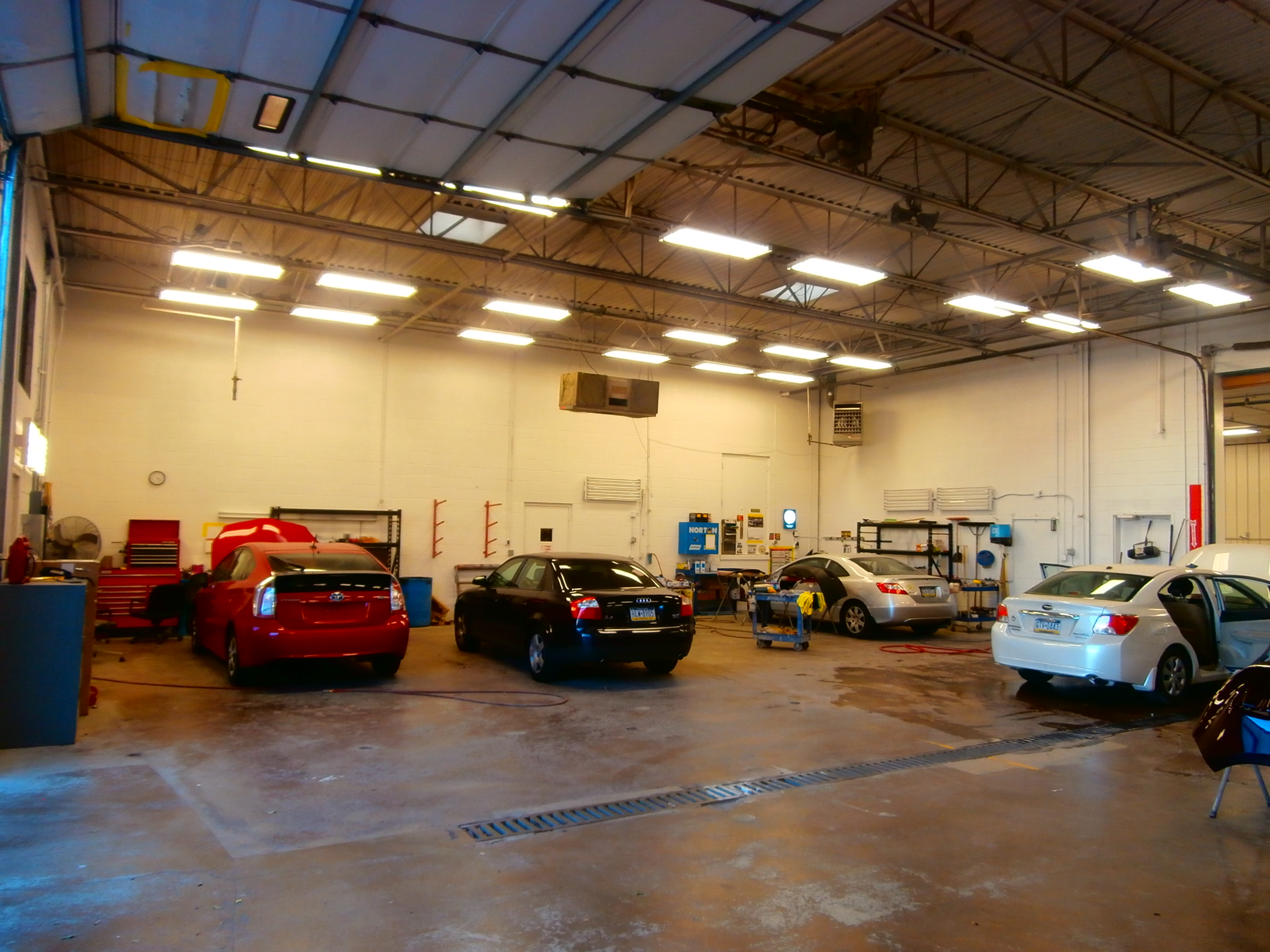 Hanover Collision Center gallery 3