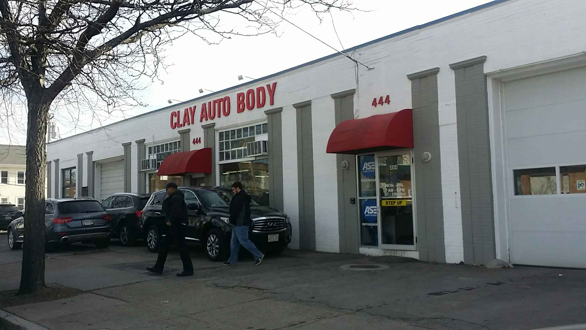 Clay Auto Body gallery 3