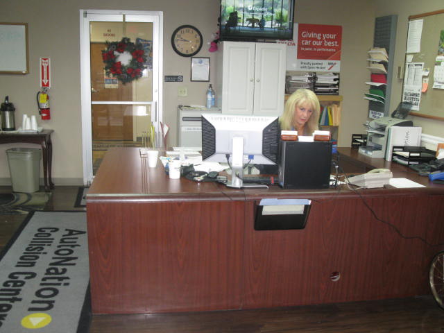 AutoNation Collision Center Marietta gallery 3
