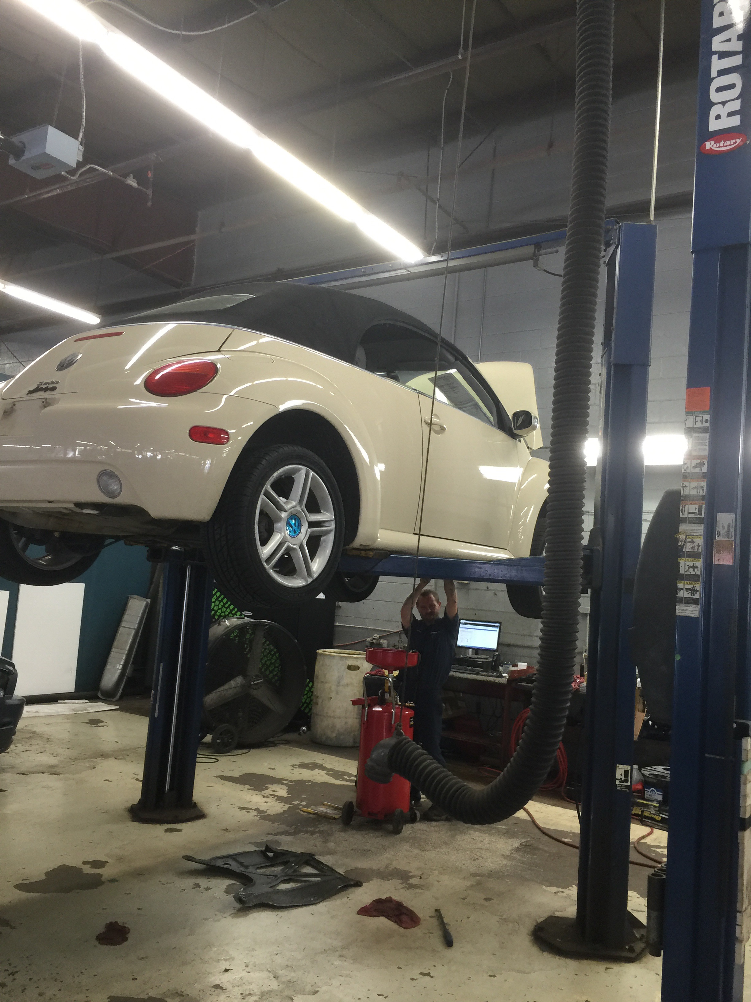 Auffenberg Body Shop gallery 2