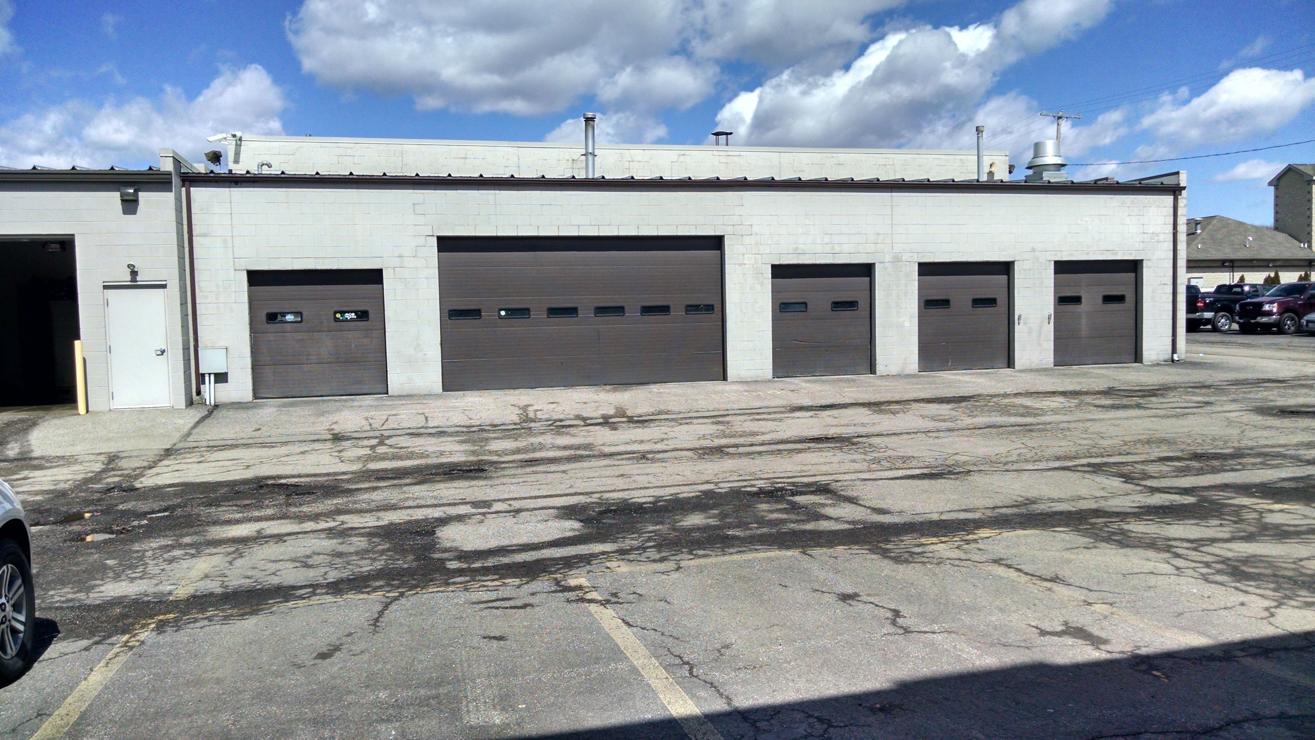 Montrose Collision Center gallery 4