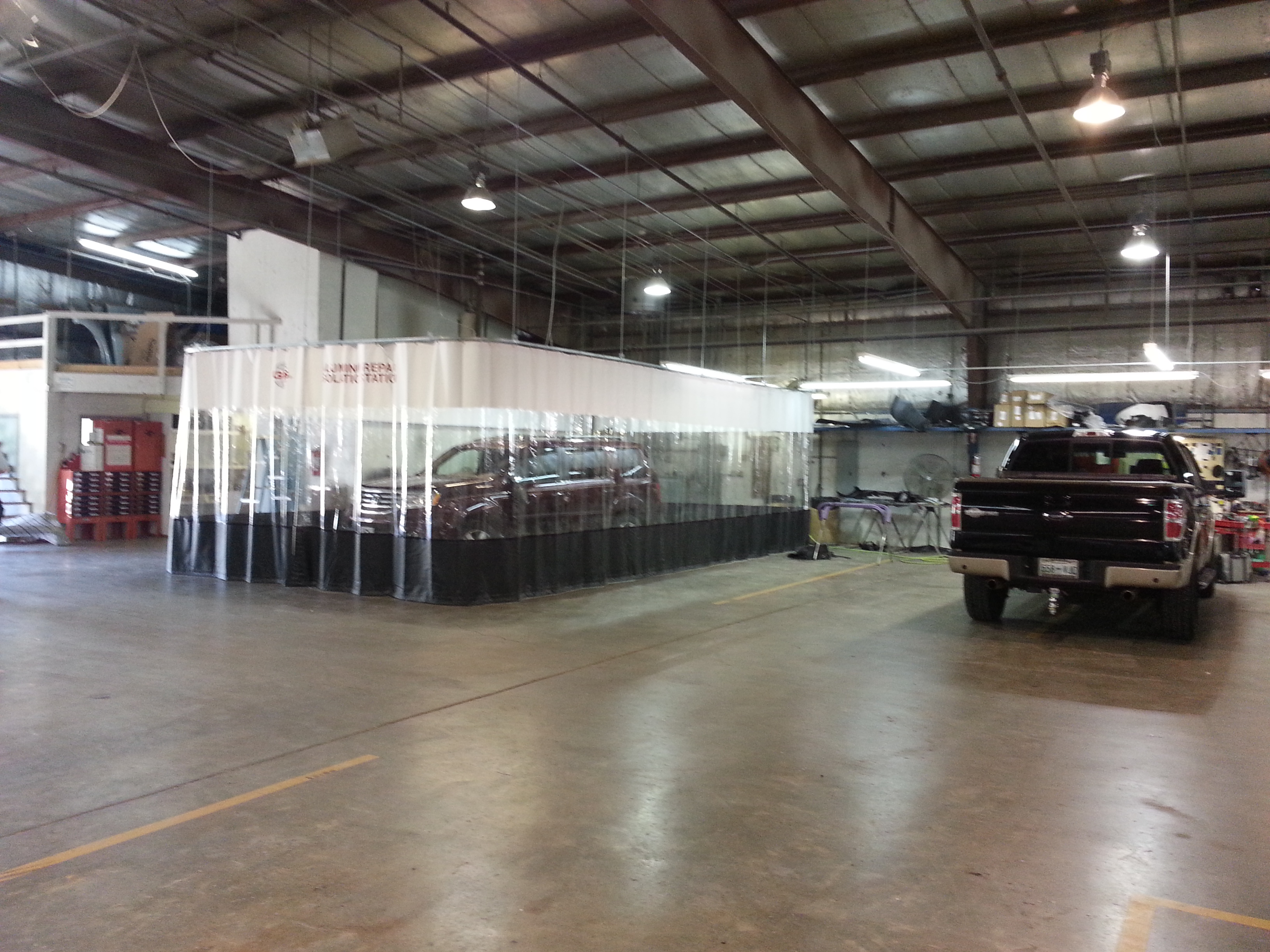 Ford Lincoln of Franklin Collision gallery 3