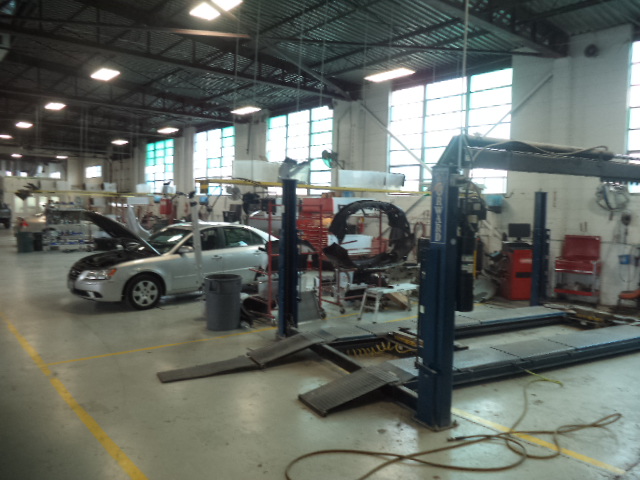 Schaefer Autobody Center-Crestwood gallery 3