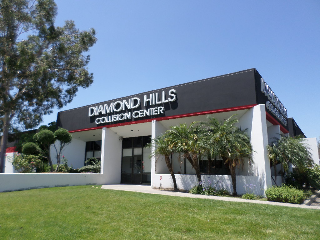 Diamond Hills Collision gallery 1