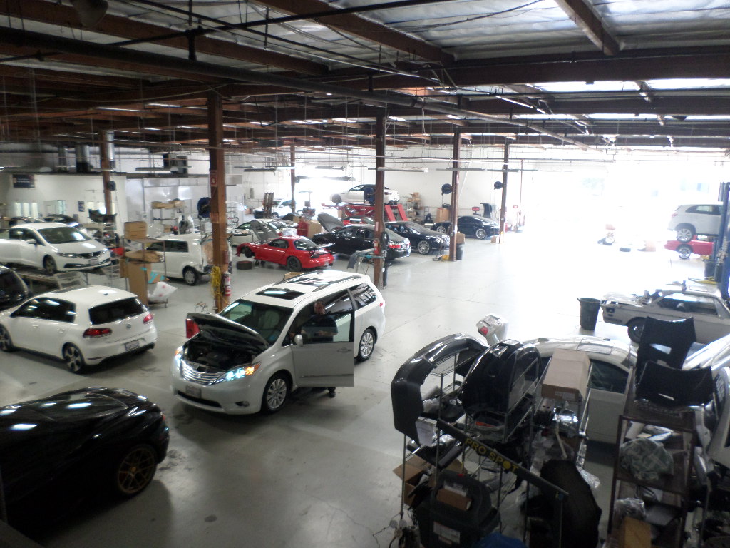 Diamond Hills Collision gallery 3
