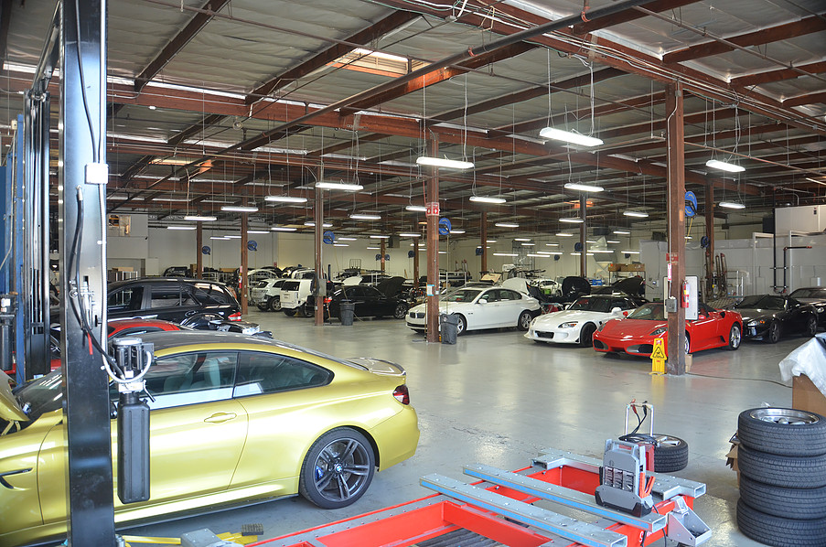 Diamond Hills Collision gallery 6