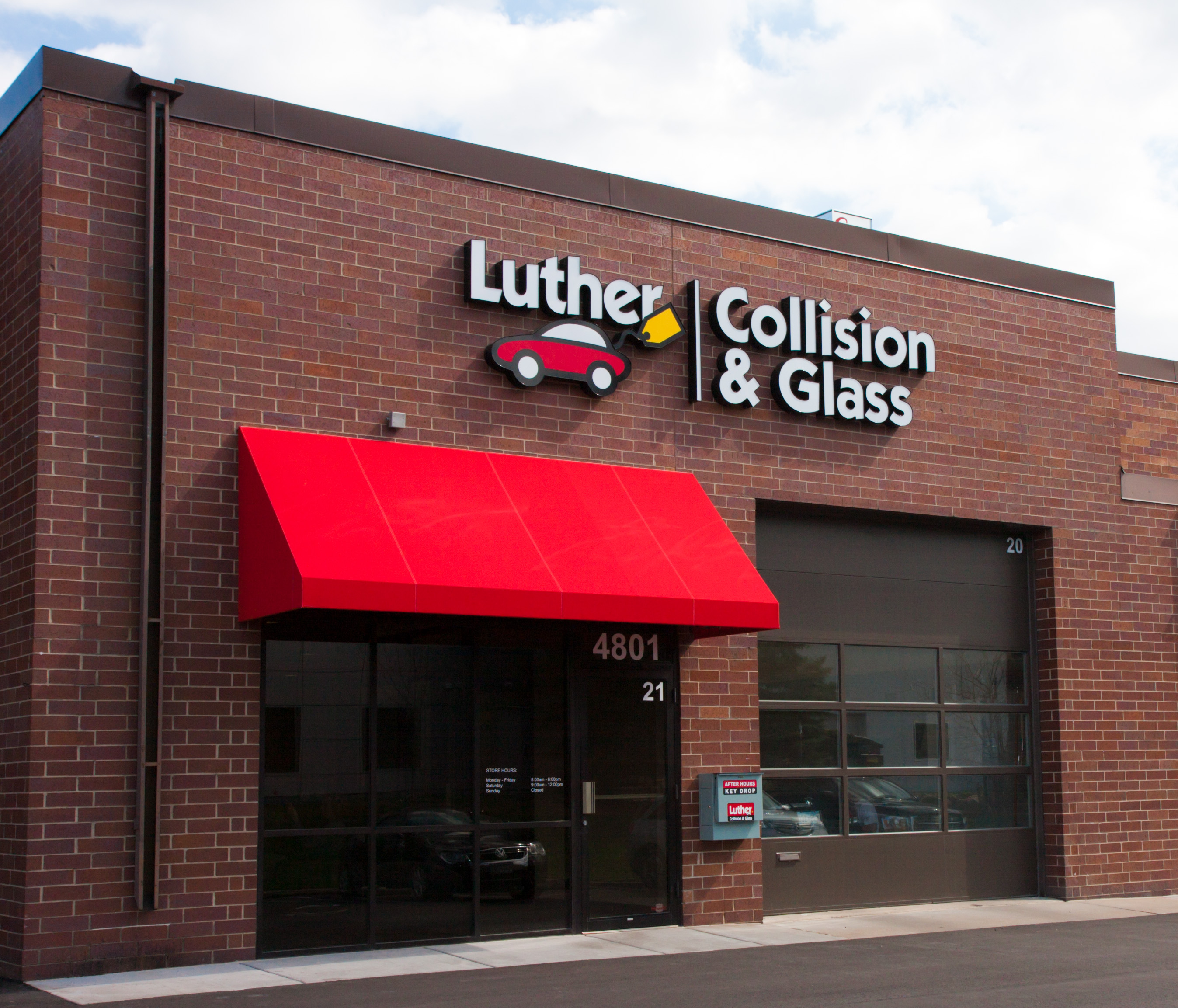 Luther Collision & Glass South St. Paul gallery 1