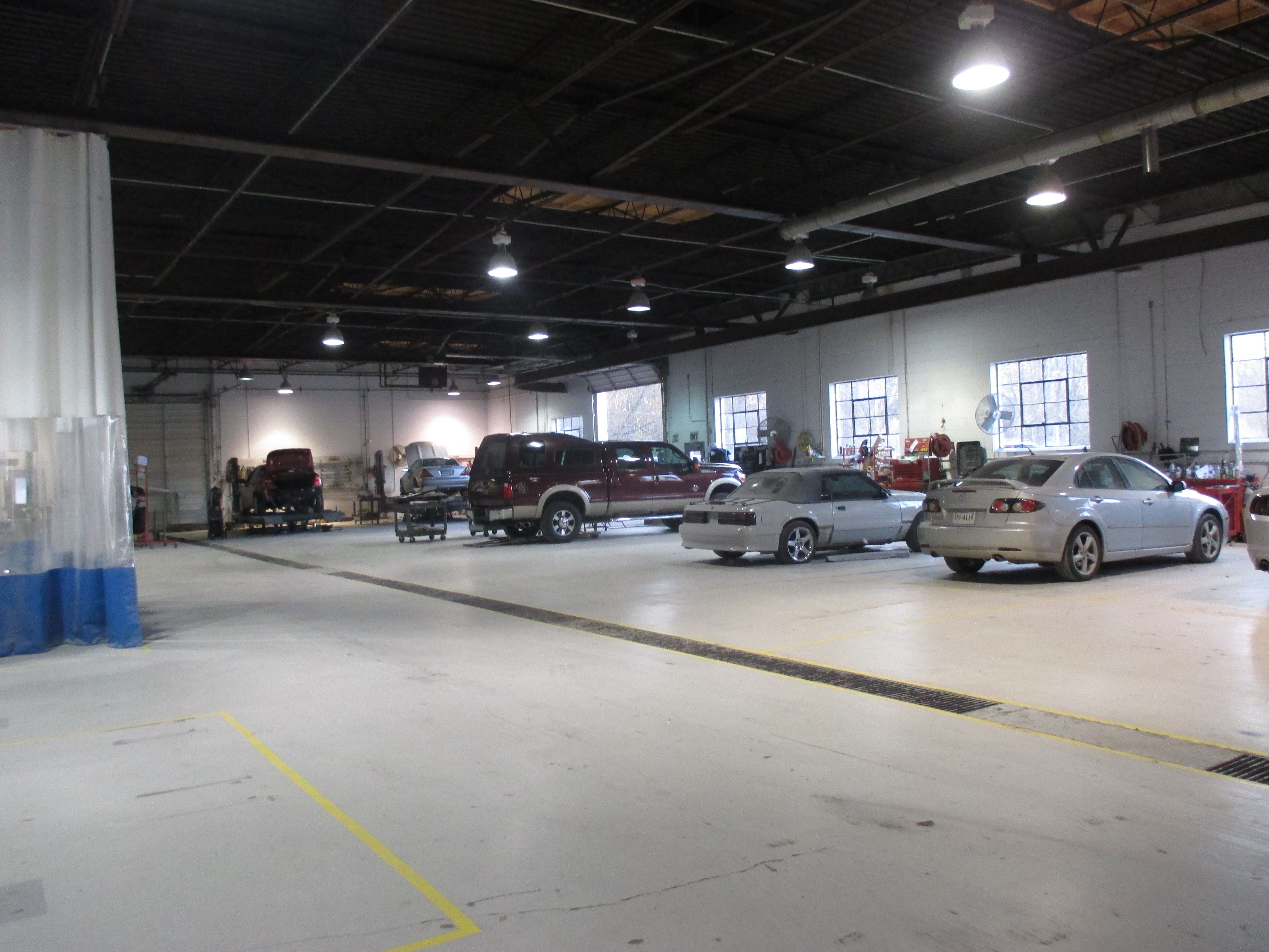 Nelson Collision & Rental Center gallery 3