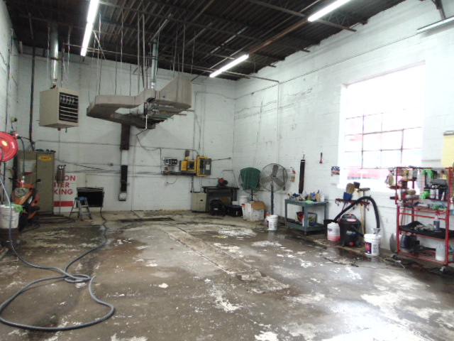 Nelson Collision & Rental Center gallery 4