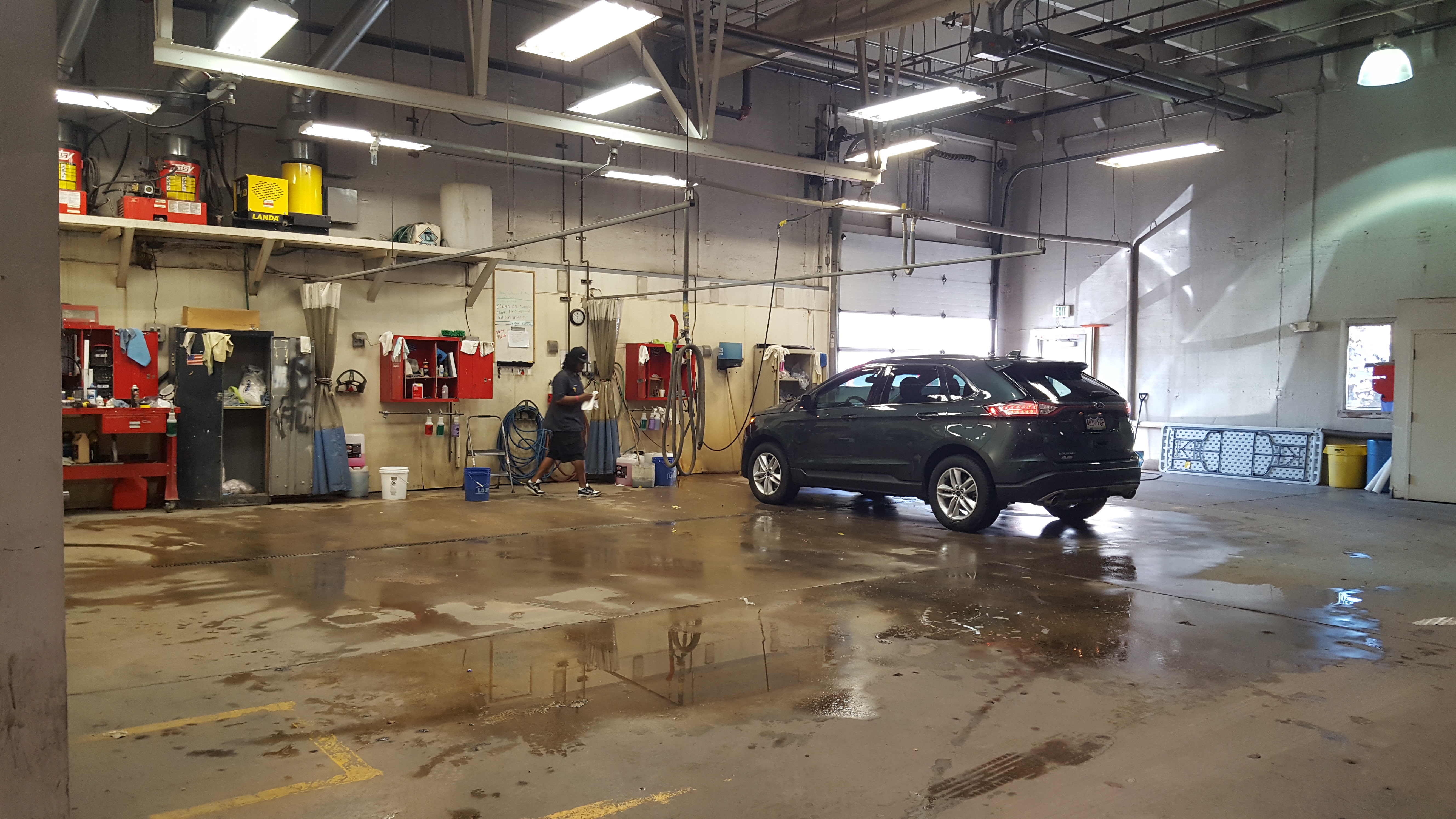 Phil Long Collision Repair Center gallery 4