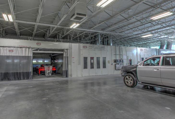Hendrick Collision at Mall of Georgia gallery 4