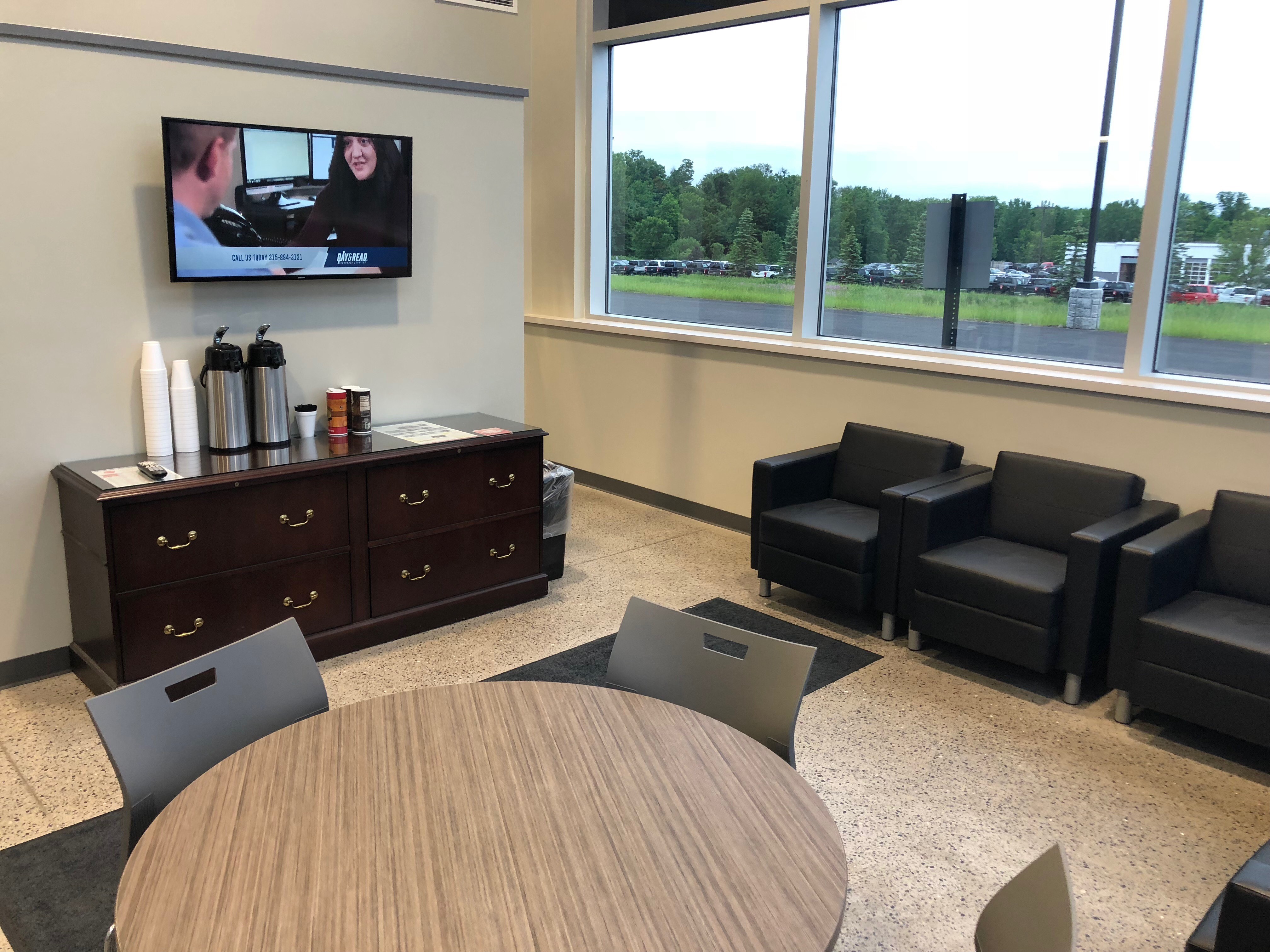 Carbone Collision Center gallery 2