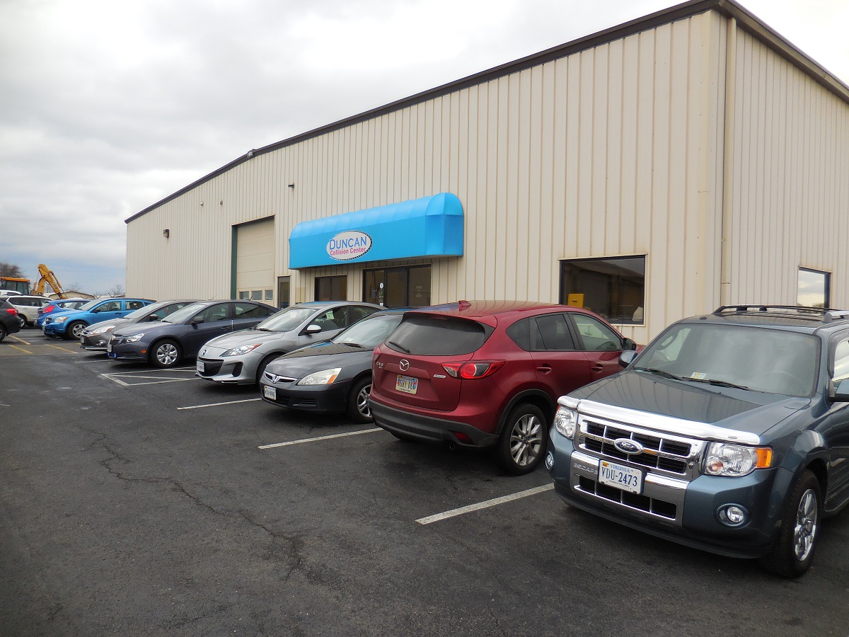Duncan Collision Center gallery 1