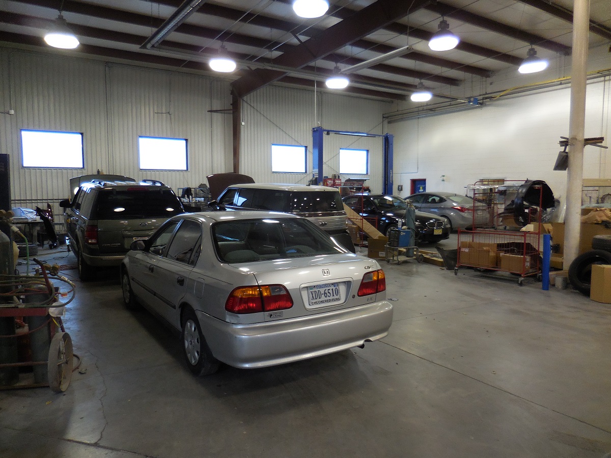 Duncan Collision Center gallery 2