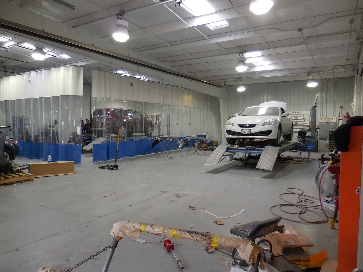 Duncan Collision Center gallery 3
