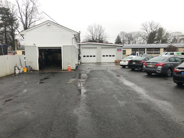 CARSTAR Monmouth Collision gallery 1