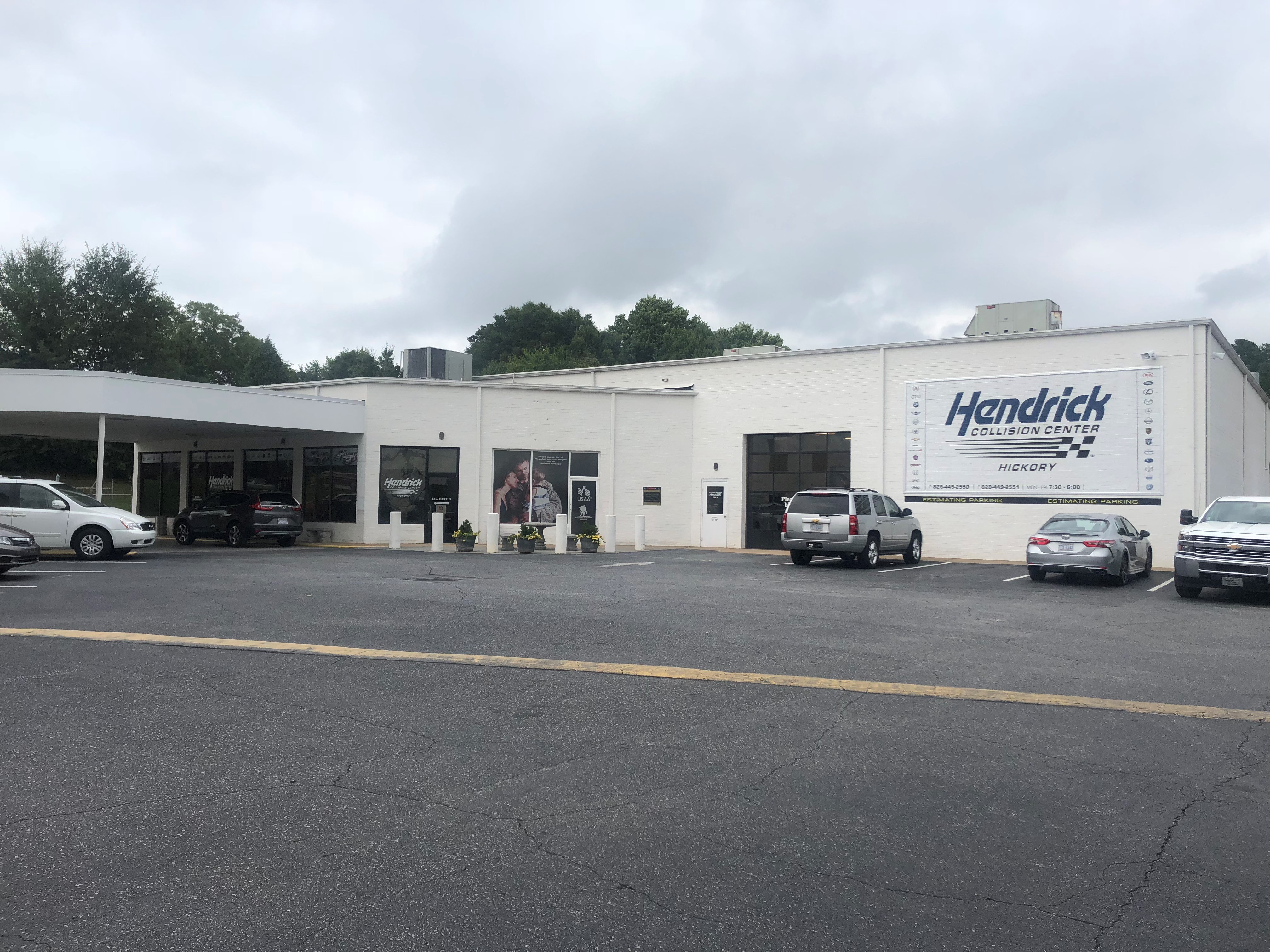 Hendrick Collision Center Hickory