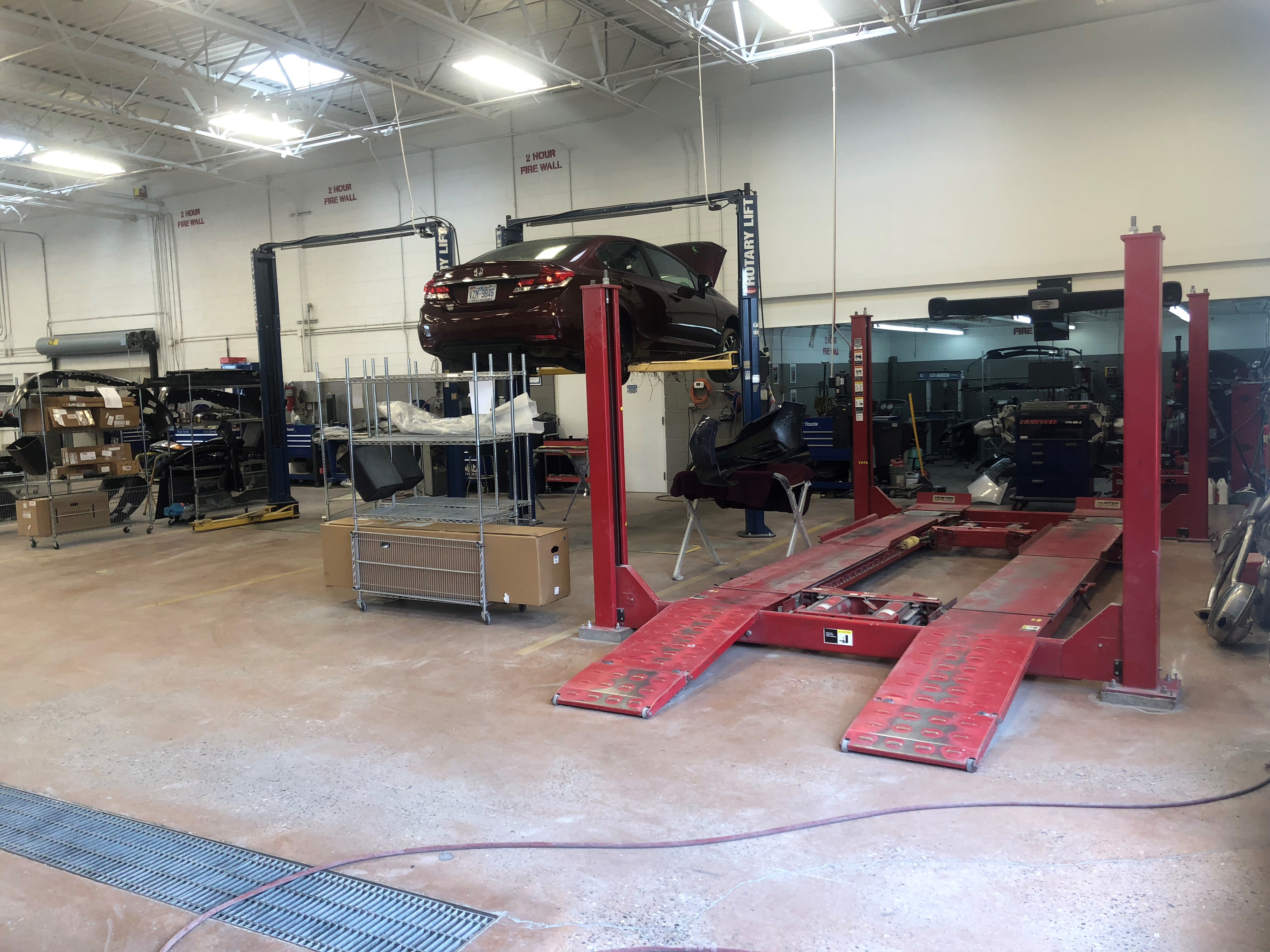Hendrick Collision Center Hickory gallery 6