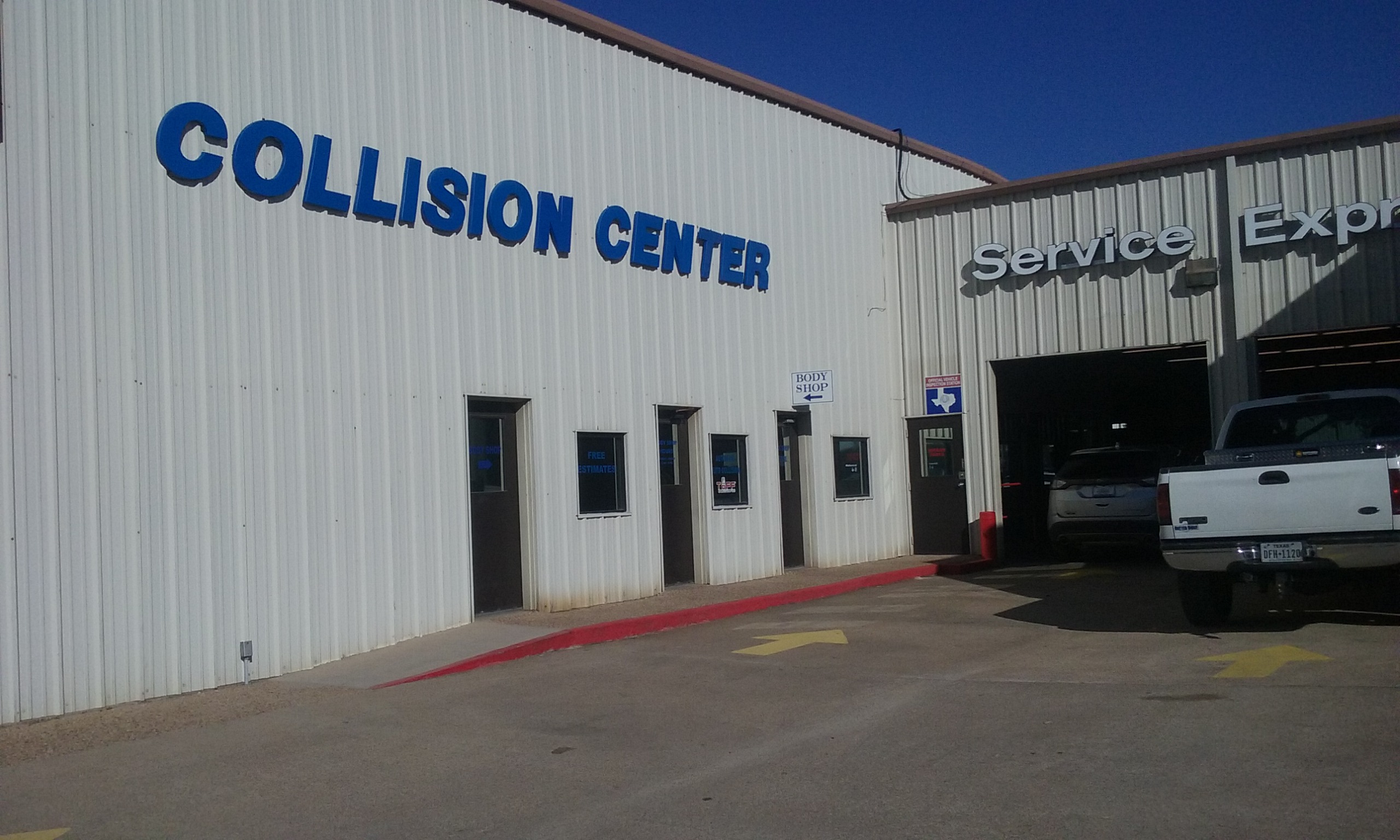 Waxahachie Collision Center gallery 4