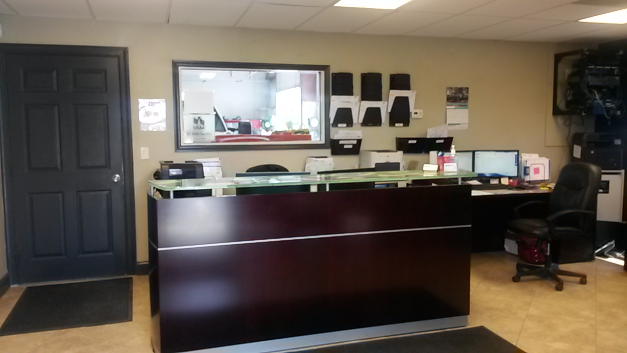 Gerber Collision & Glass - Naples/Market Ave. gallery 5