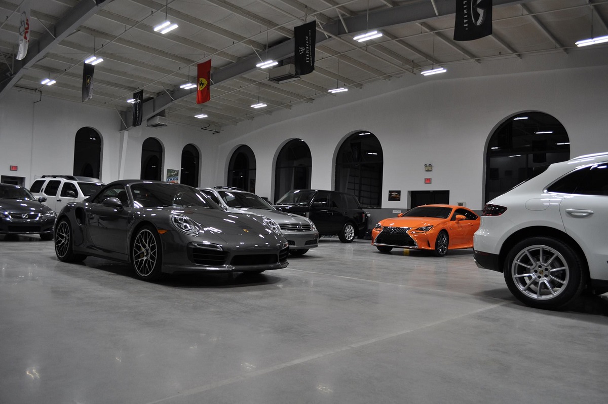 Harper Collision gallery 3