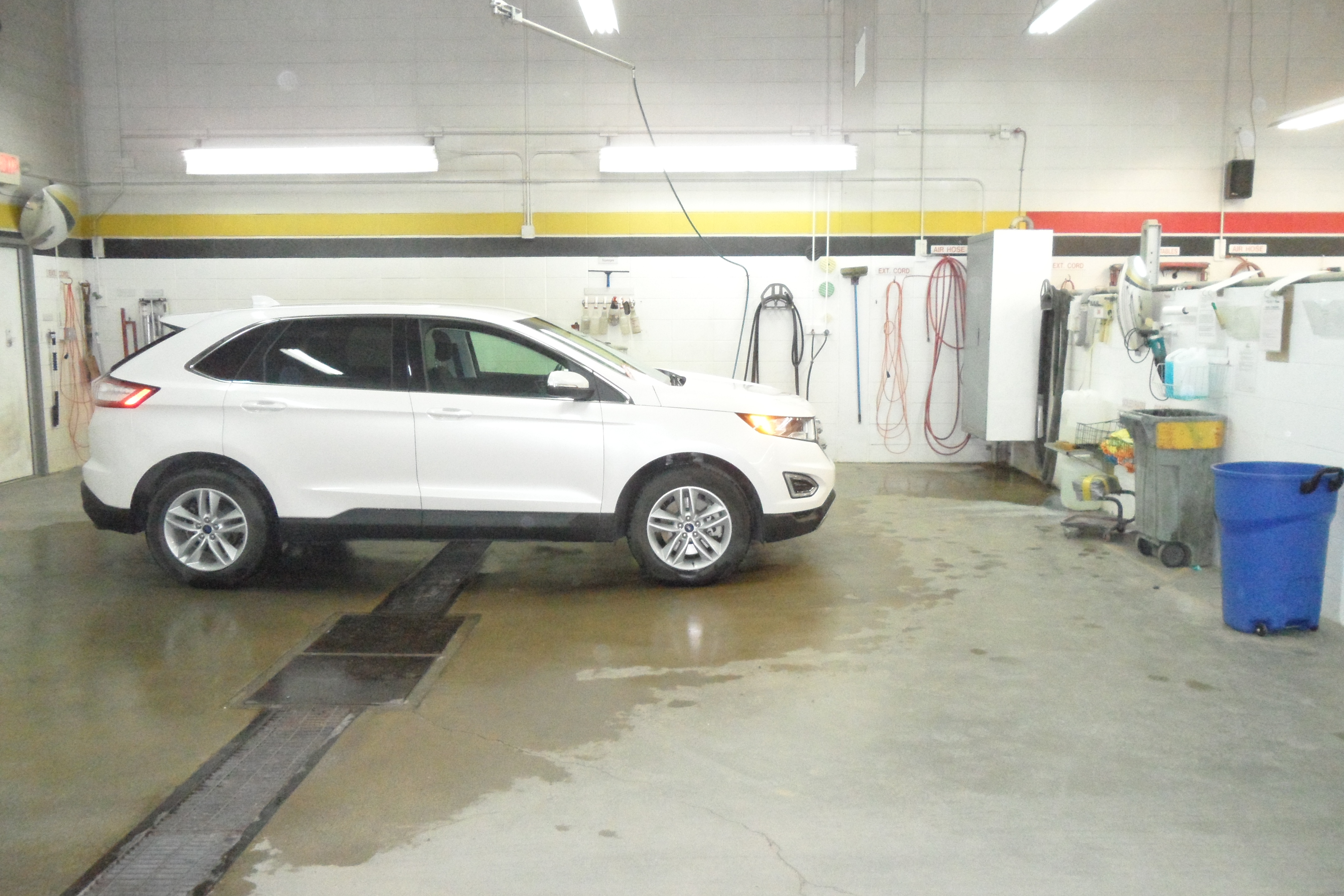 Boyd Autobody & Glass - 42 Avenue gallery 4
