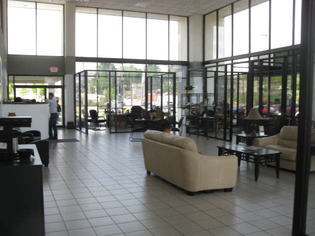 Ed Voyles Honda Hyundai Collision Center gallery 2