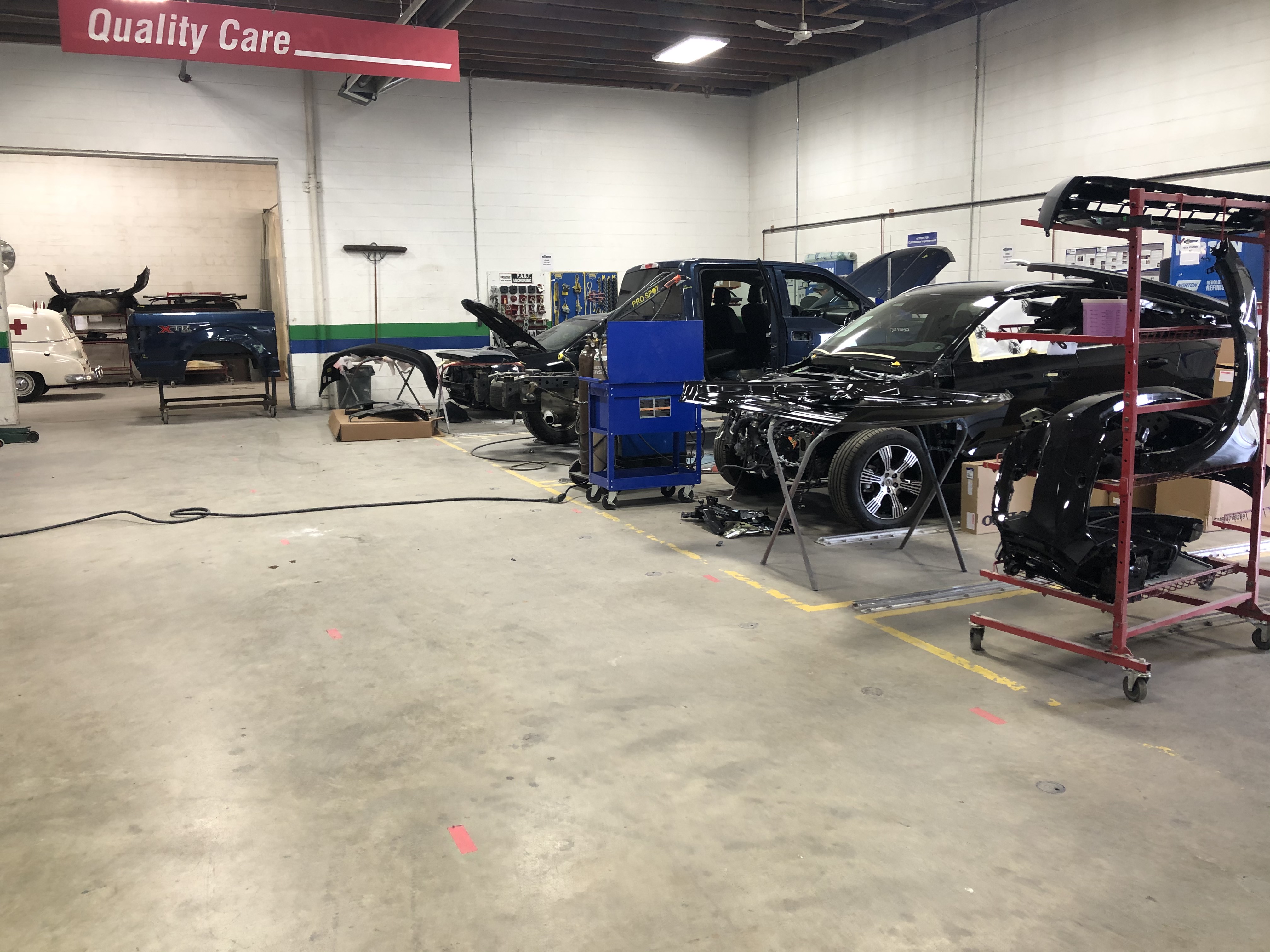 360 Collision Centres gallery 3
