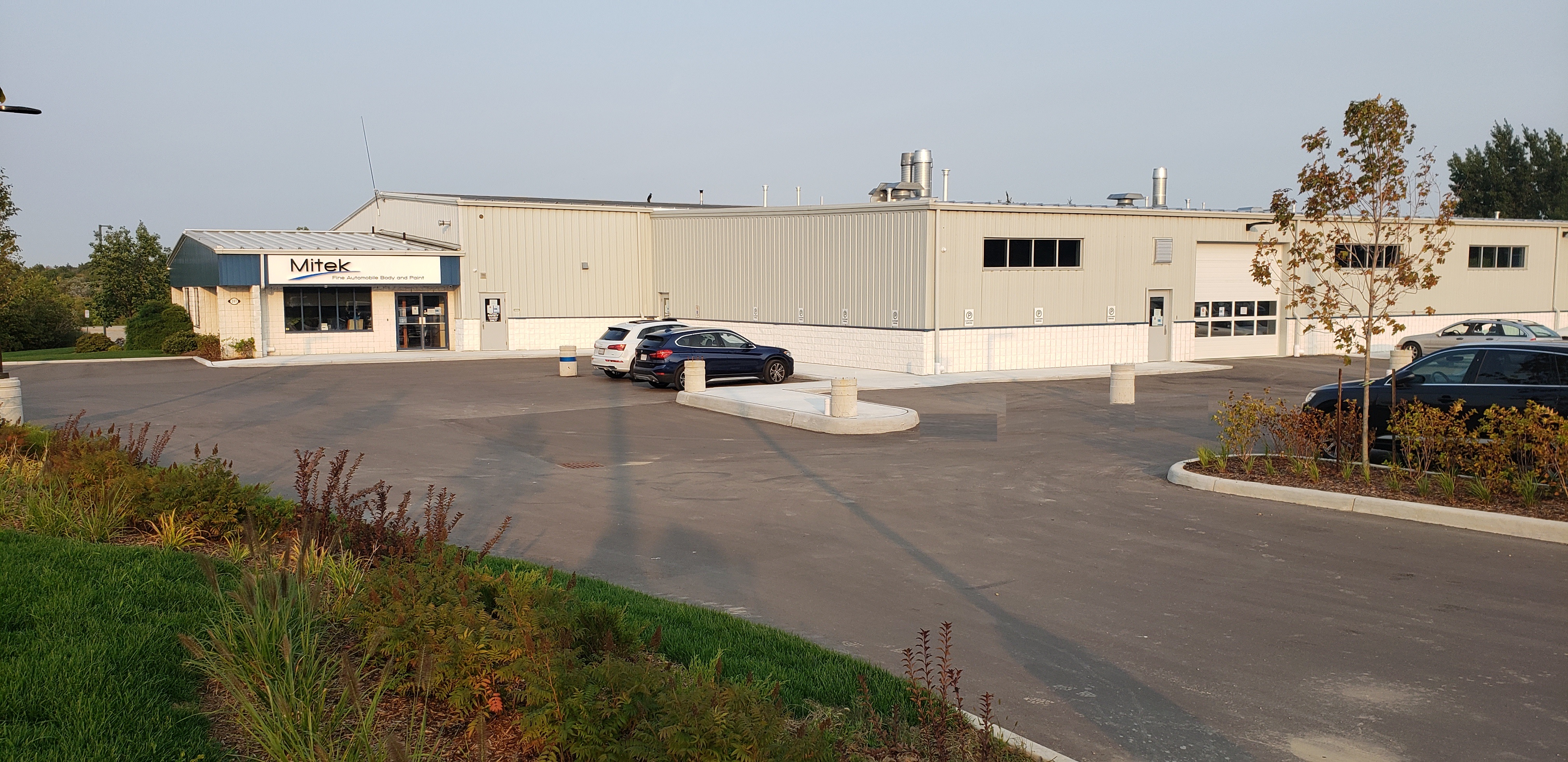 Mitek Fine Auto Inc. gallery 1