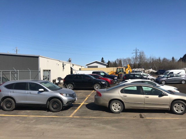 Pelletiers Auto Body gallery 7