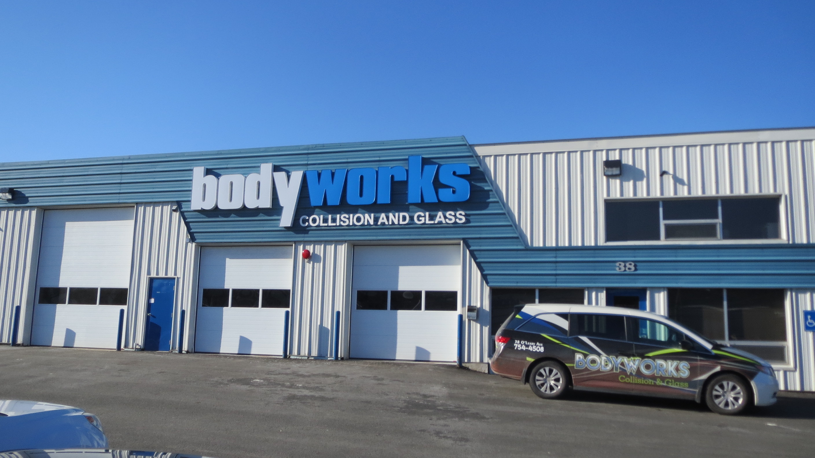 CSN Bodyworks Collision gallery 1