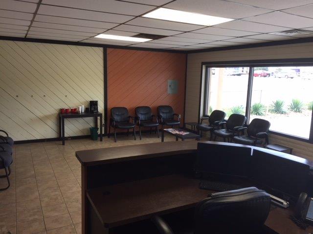 Gerber Collision & Glass - San Antonio / Bandera Rd.  gallery 1