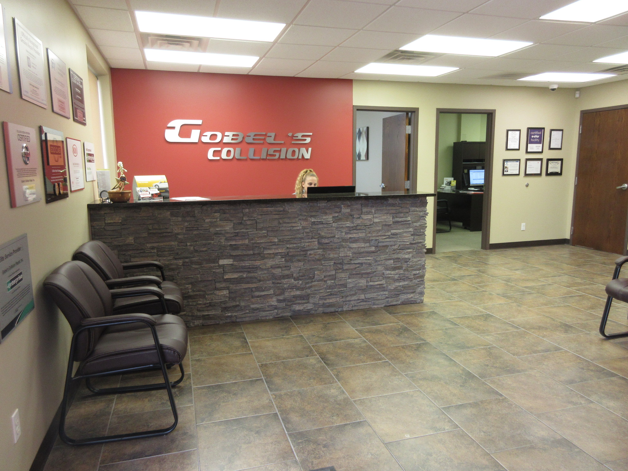 CARSTAR Gobel's Collision gallery 6