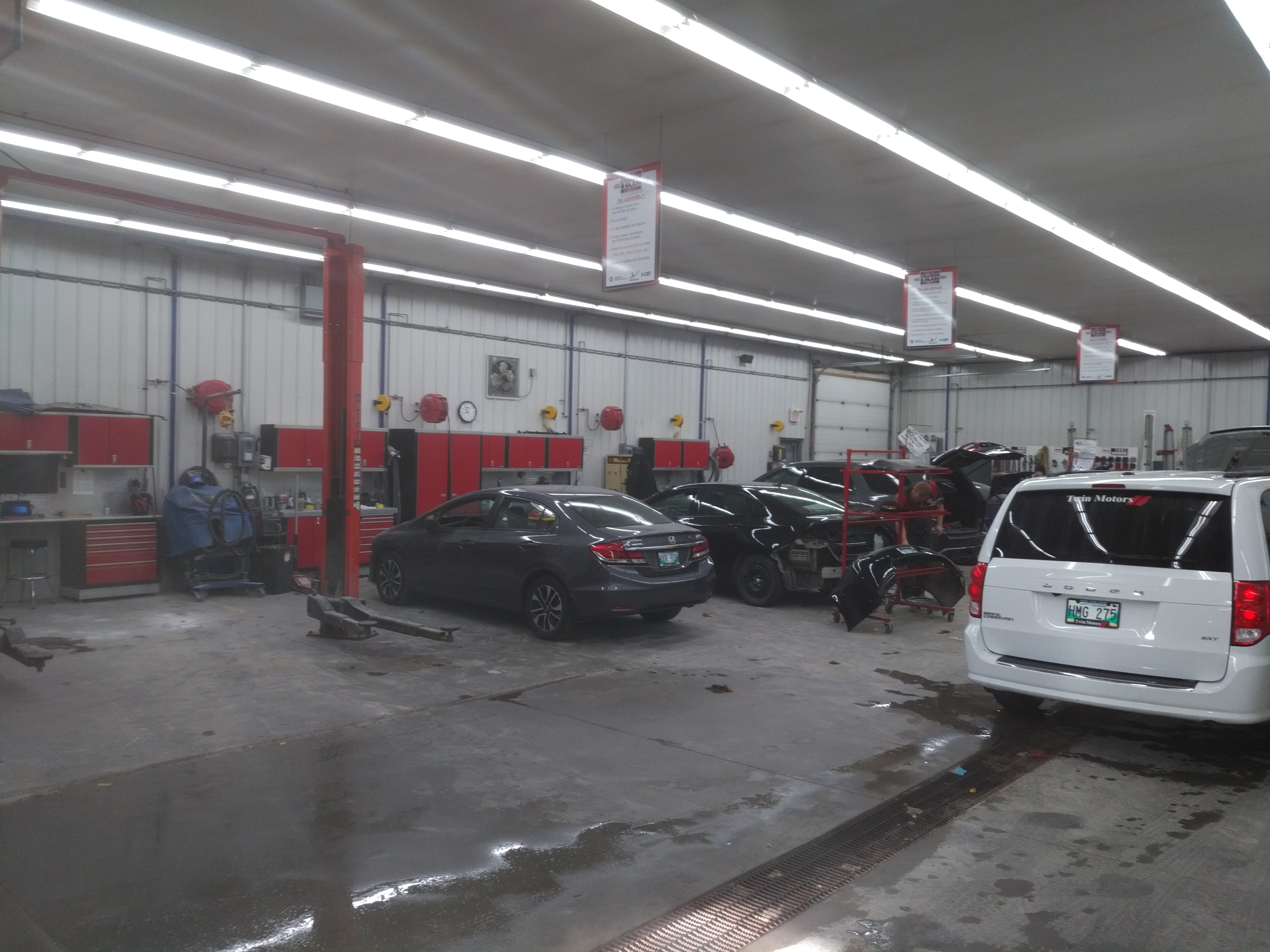 The Pas Collision & Glass Centre gallery 3