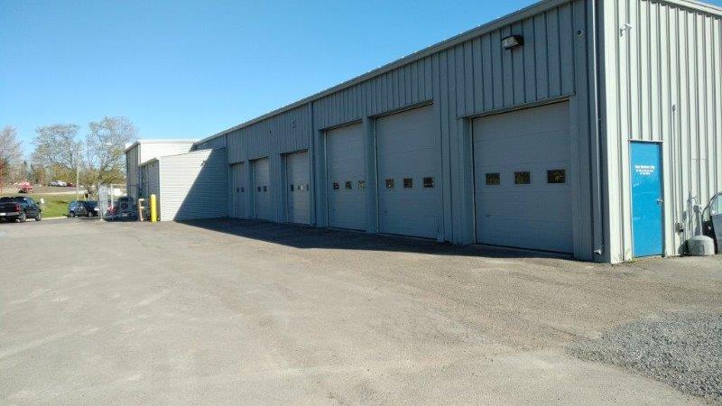 CSN - Danas Collision Center gallery 7