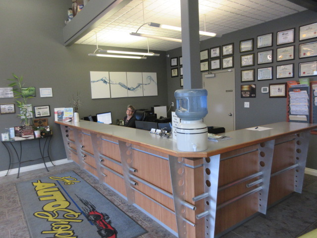 CSN AUTO SHOPPE gallery 2
